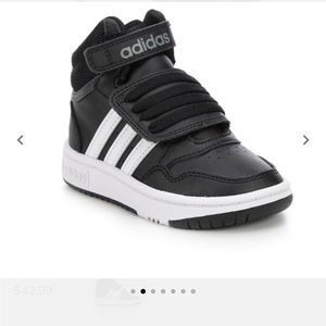 NEW WITHOUT BOX BOYS' ADIDAS TODDLER HOOPS MID 3.0 SNEAKERS SZ US 6K
